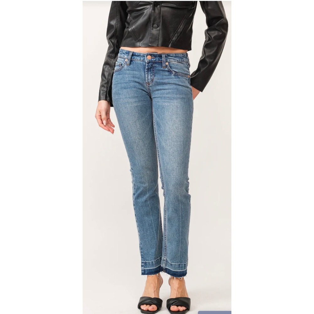 DEAR JOHN Women Blue Wash Straight Leg‎ Jeans Side Slit Raw Hem Size 30